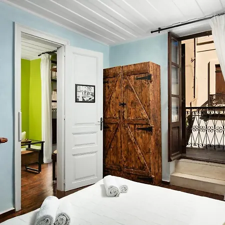Vendégház Favela Living Space Hriszí Aktí Haniá